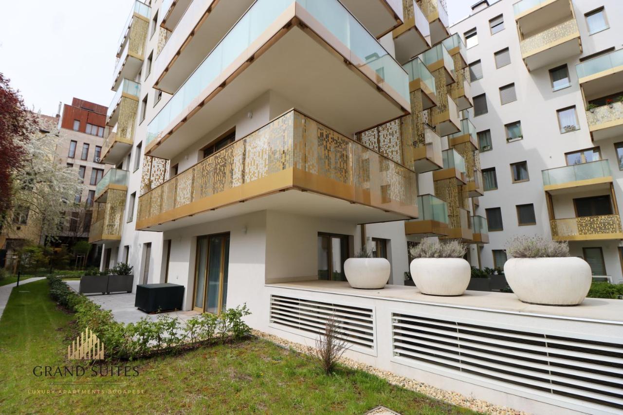 Grand Suites Central Budapest Exterior photo