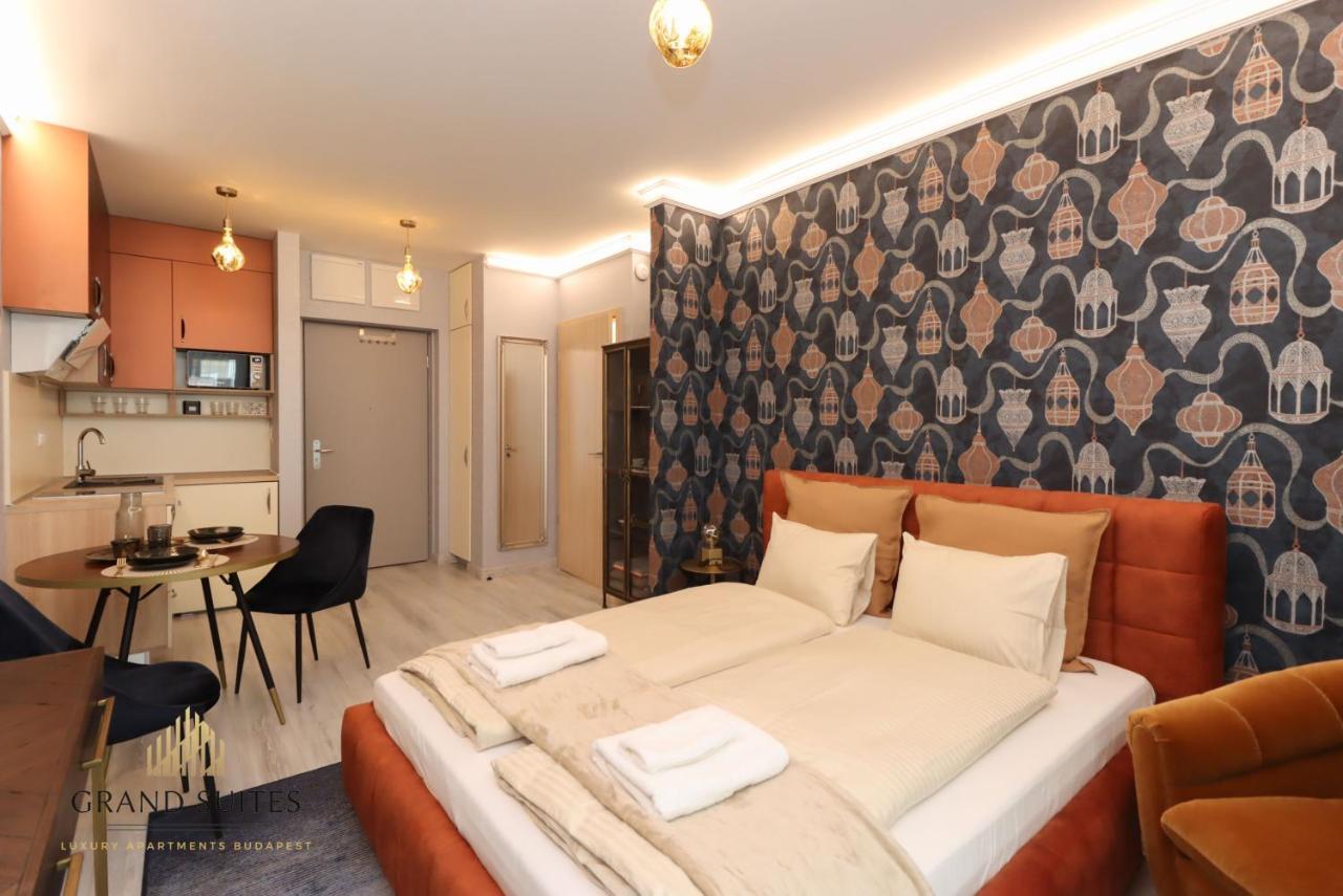 Grand Suites Central Budapest Exterior photo