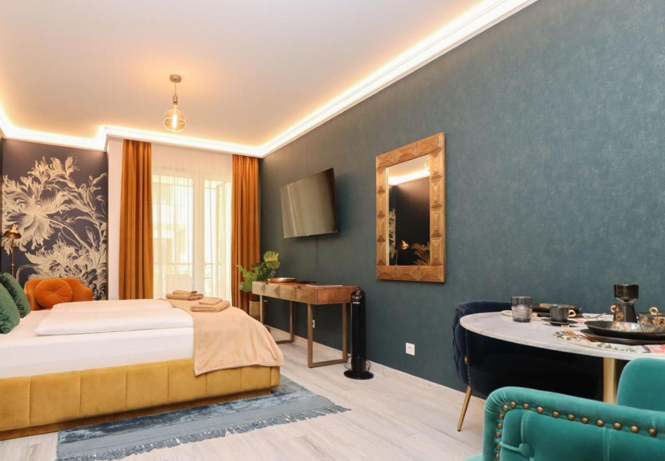 Grand Suites Central Budapest Exterior photo